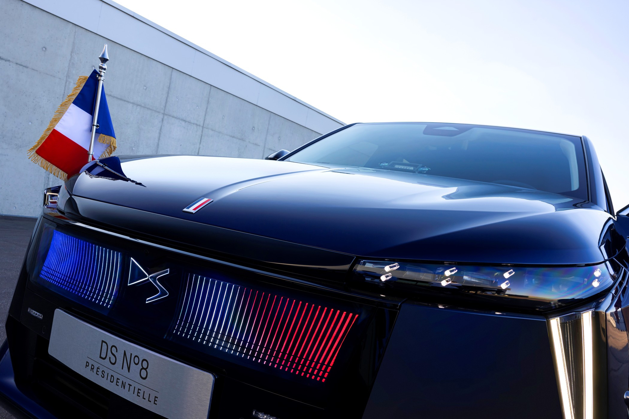 Новый автомобиль - Ко Дню Победы!