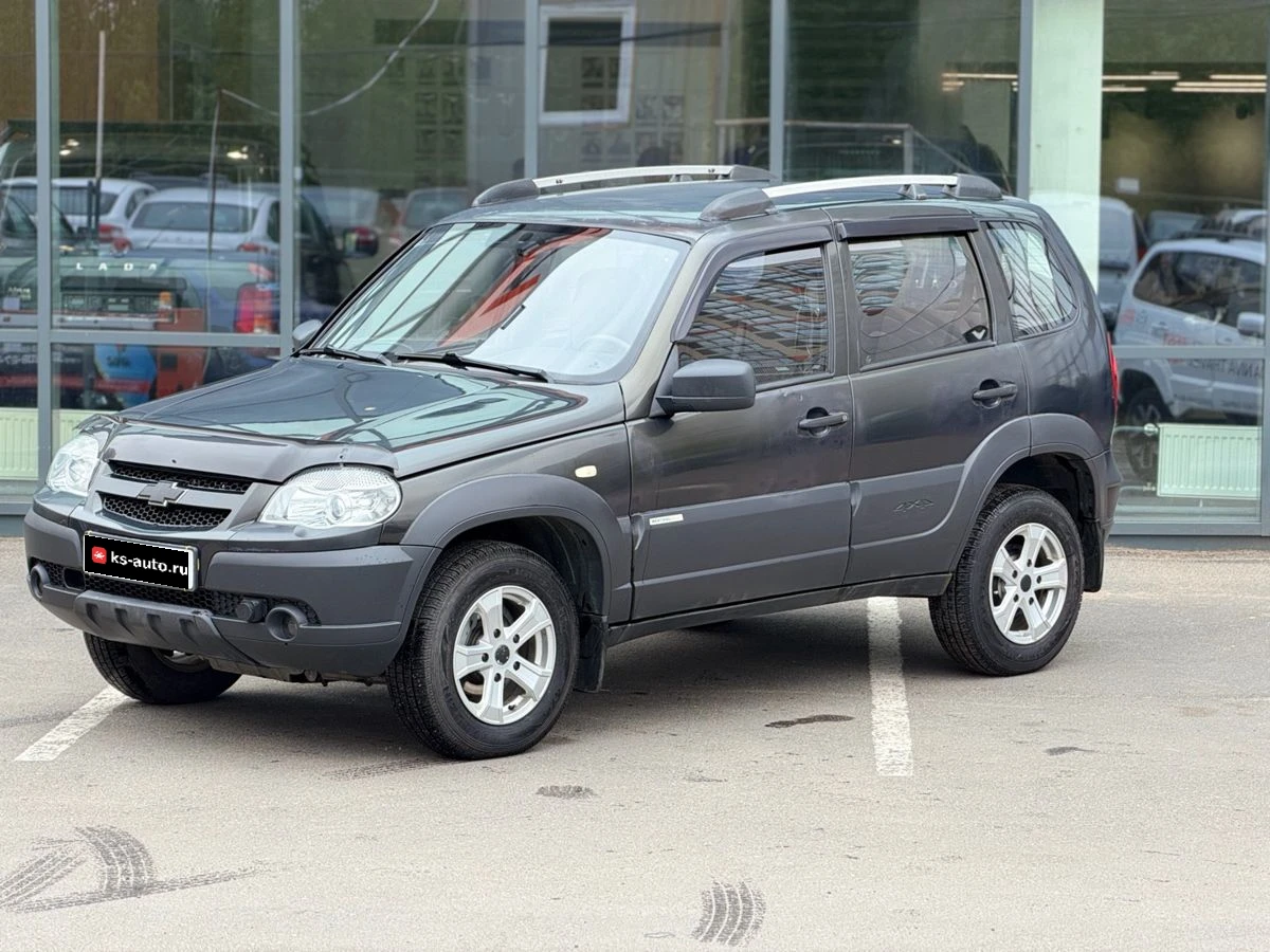 Chevrolet Niva, 2012г, полный привод, механика