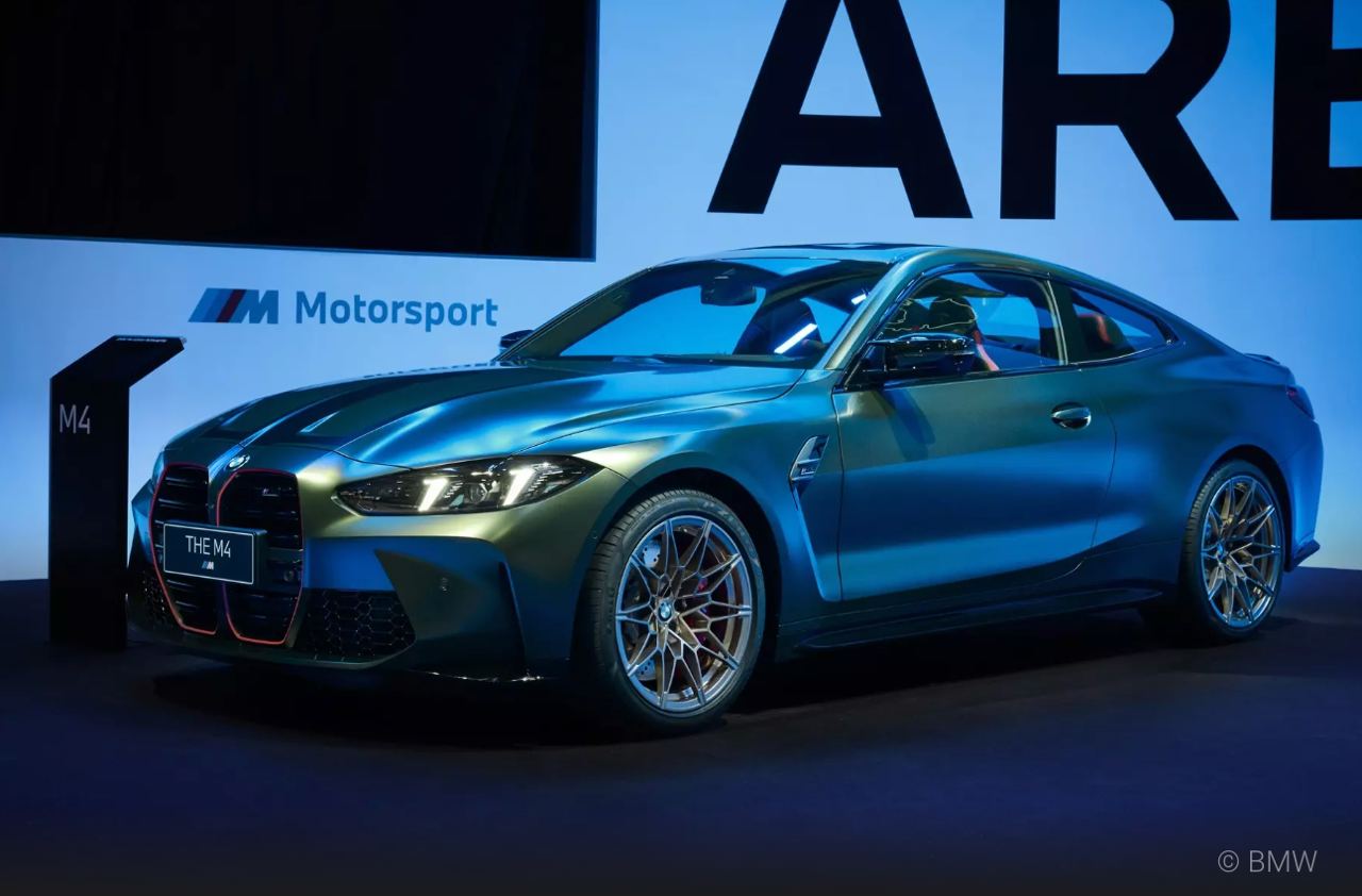 BMW представили новую M4 Nürburgring Edition.