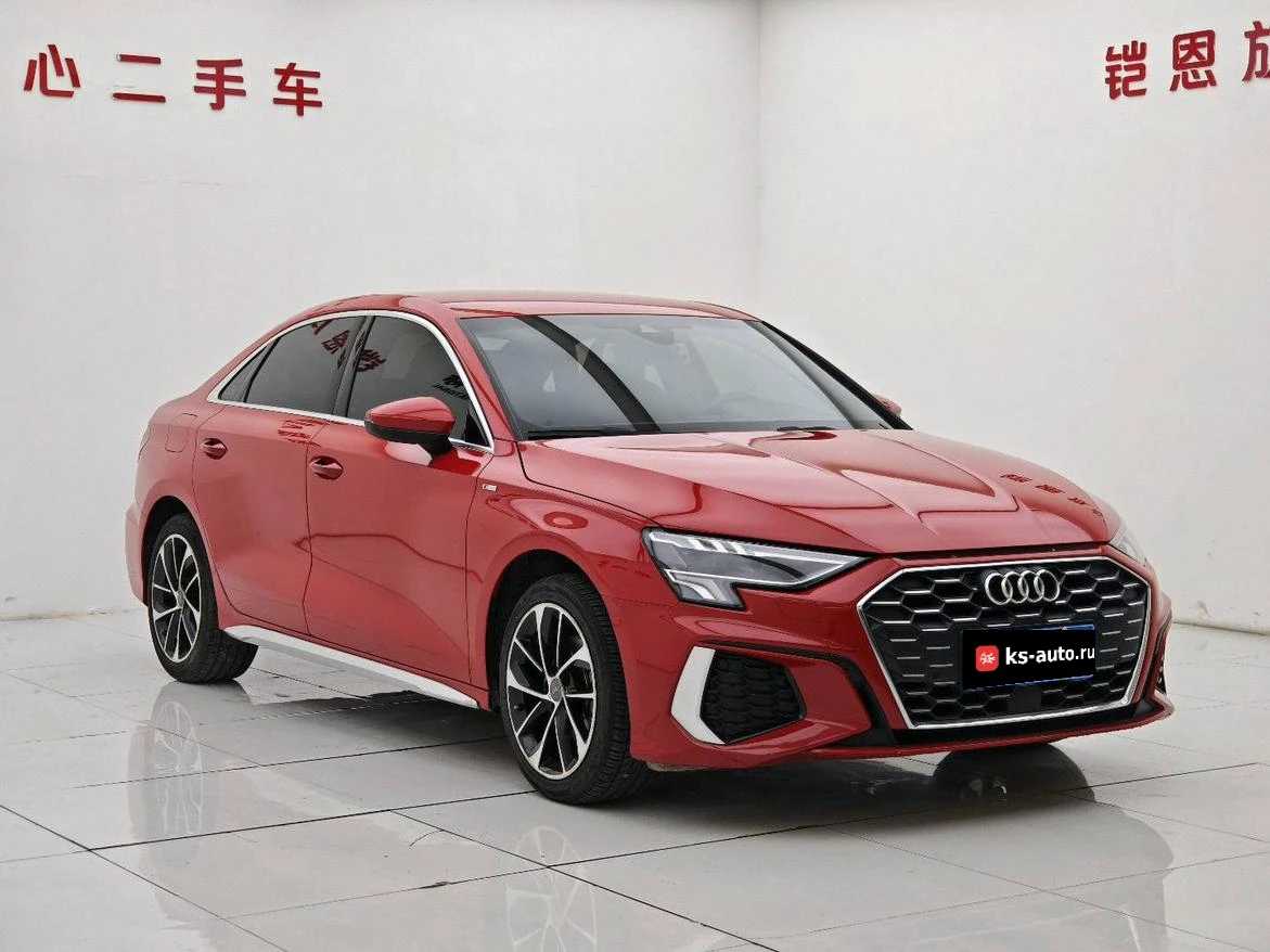 Audi A3, 2021г, передний привод, робот