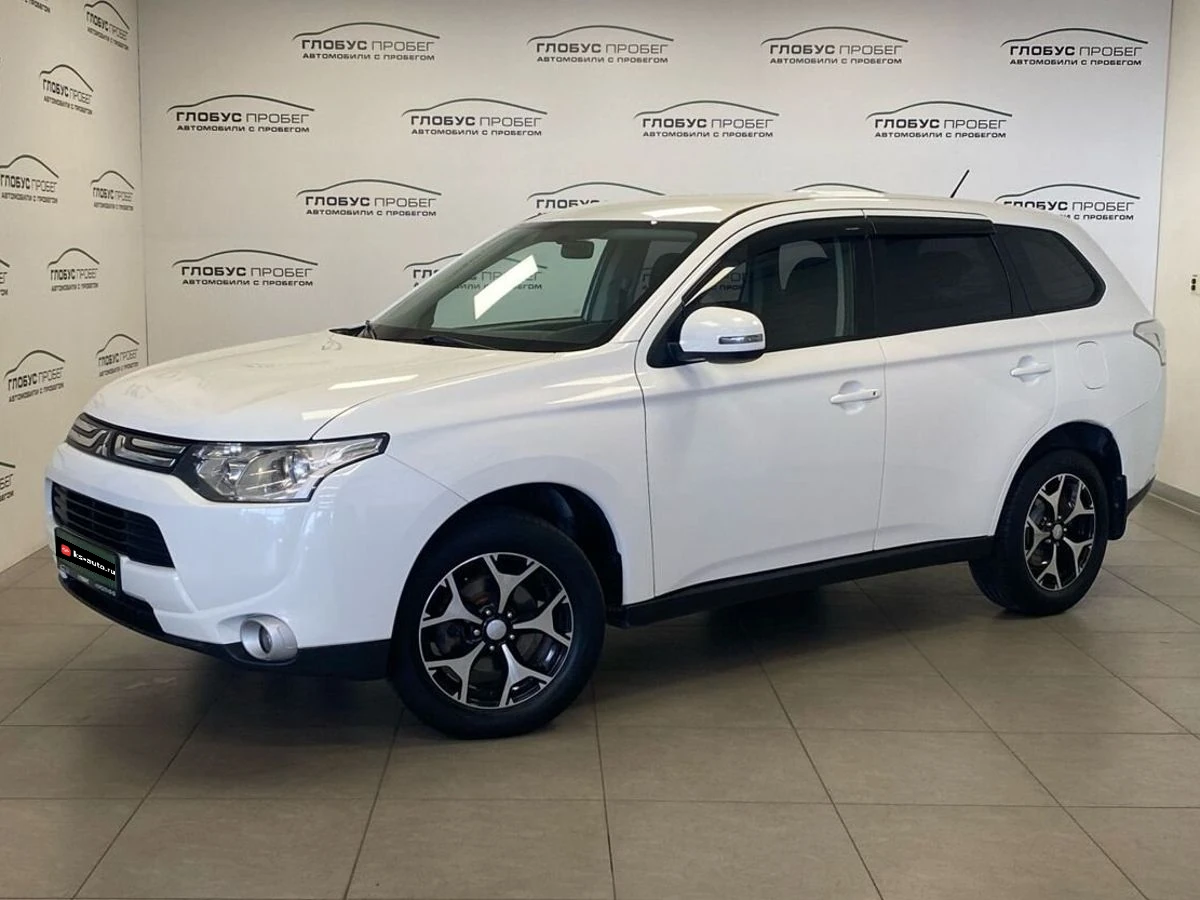 Mitsubishi Outlander, 2014г