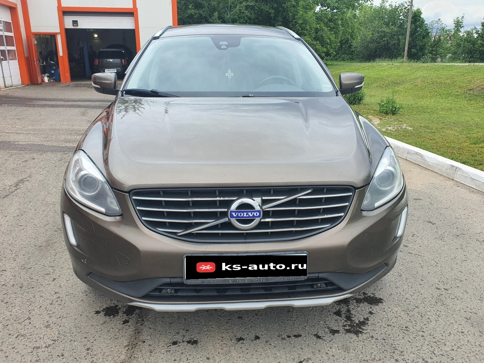 Volvo XC60, 2016г, полный привод, автомат