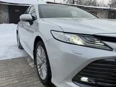 Toyota Camry, 2019г, передний привод, автомат