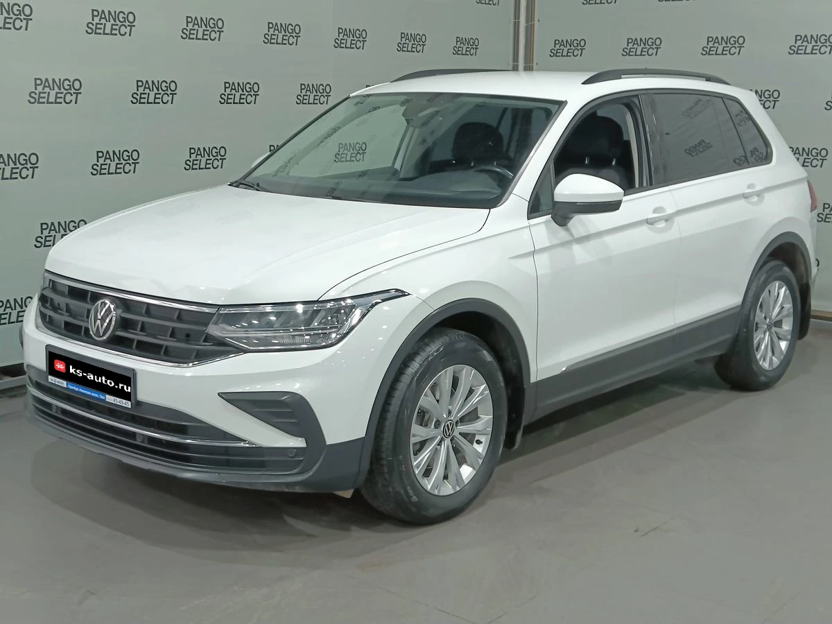 Volkswagen Tiguan, 2020г., передний привод, автомат