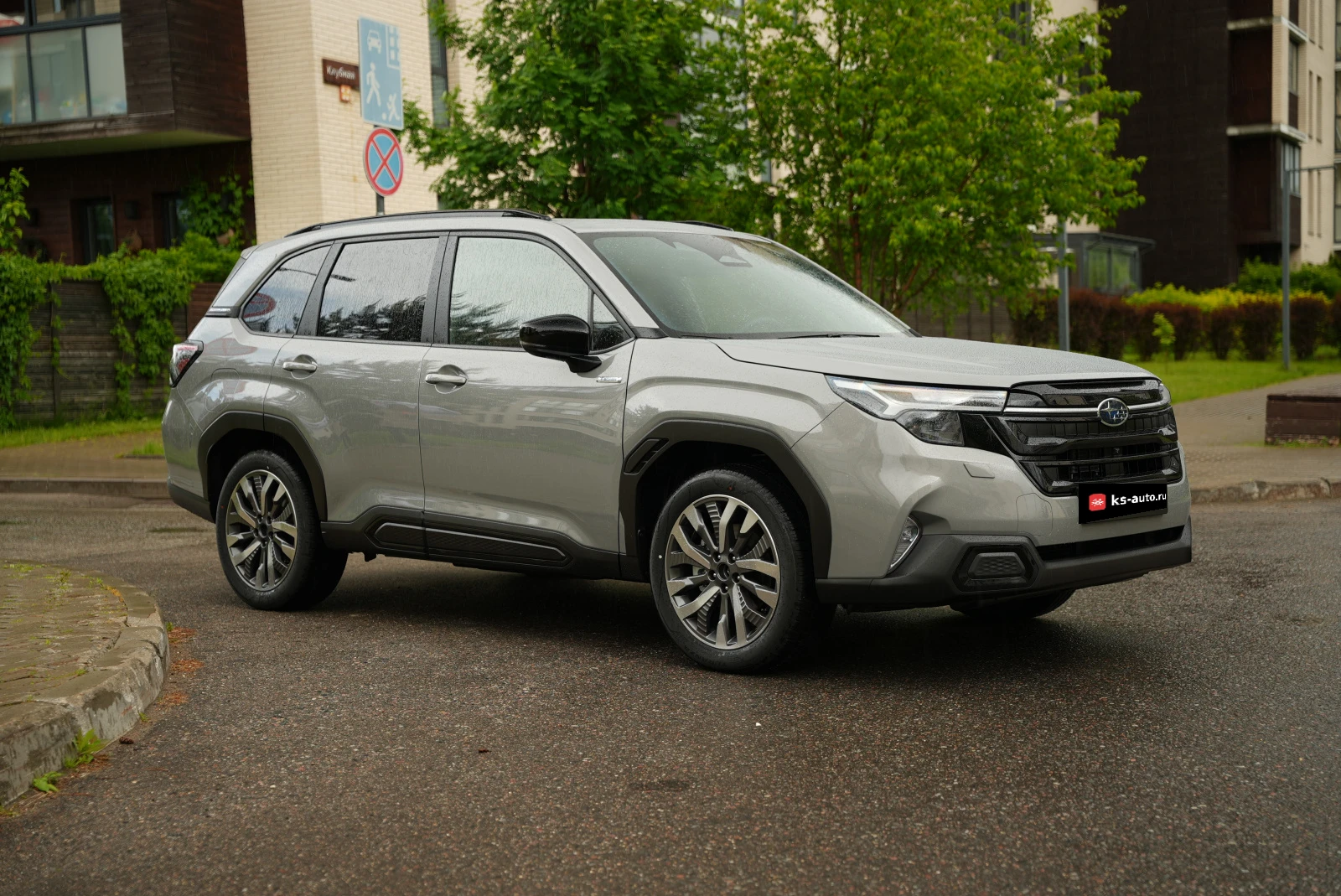 Subaru Forester, 2025г, полный привод, вариатор