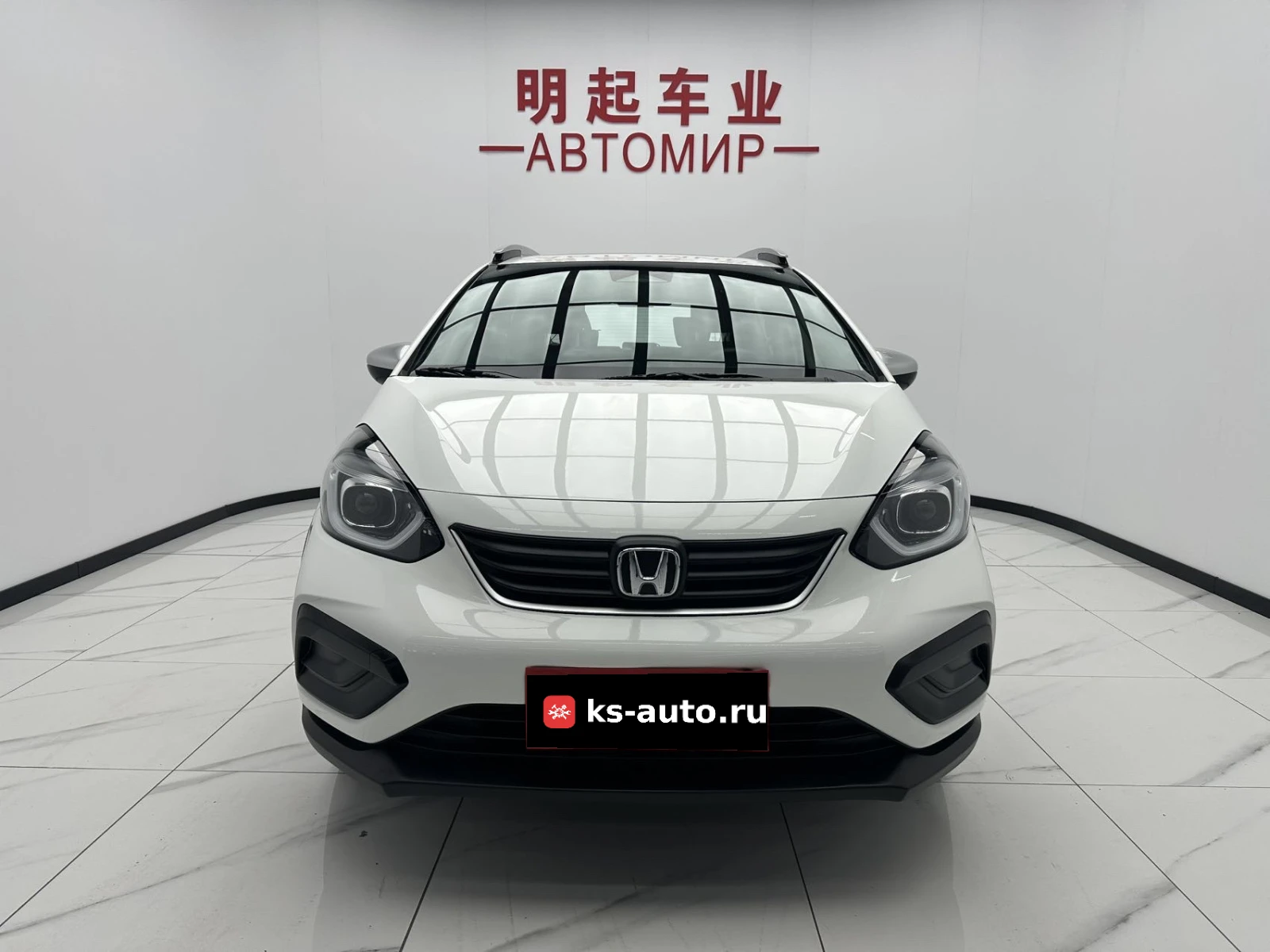 Honda Fit, 2021г, передний привод, вариатор