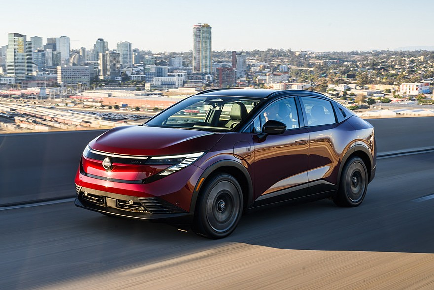 Mitsubishi вернула имя Eclipse, но не в том виде, которого ждали фанаты