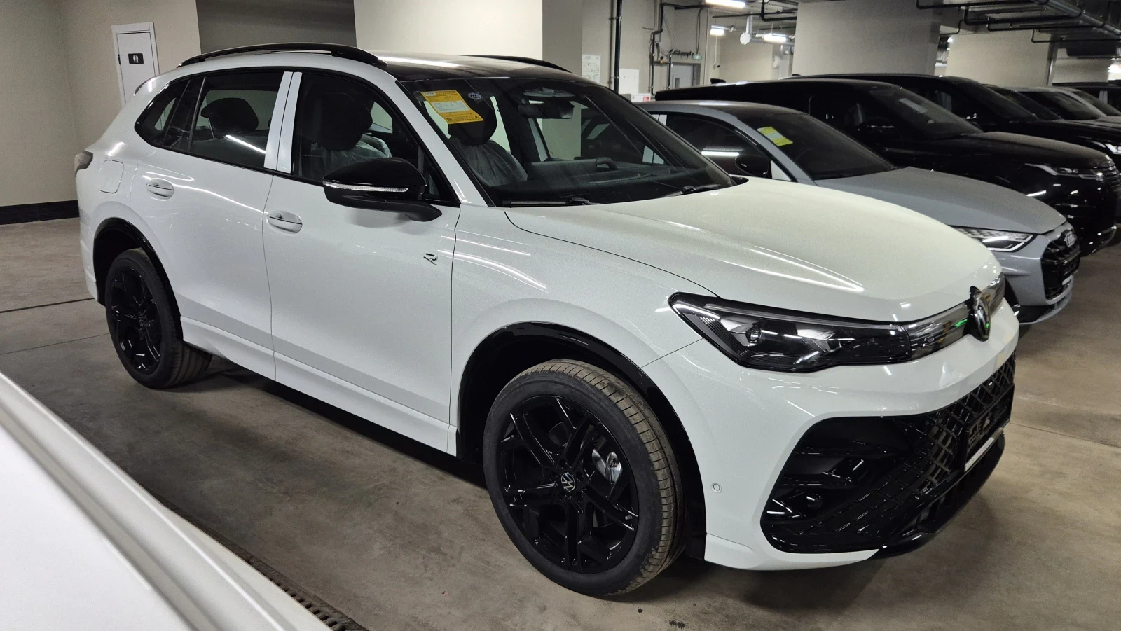 Volkswagen Tiguan, 2026г, полный привод, робот