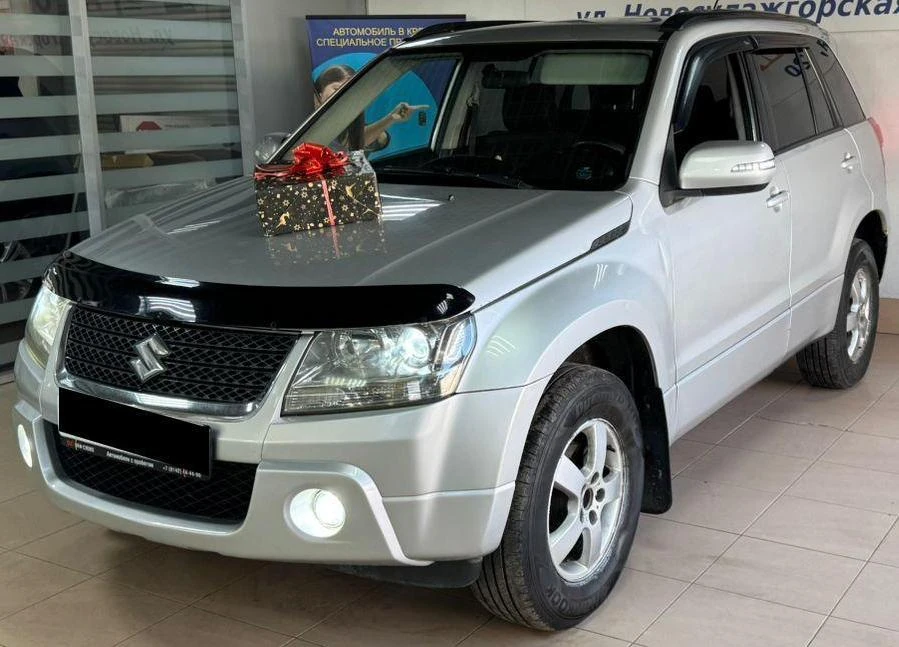 Suzuki Grand Vitara, 2010г., полный привод, автомат