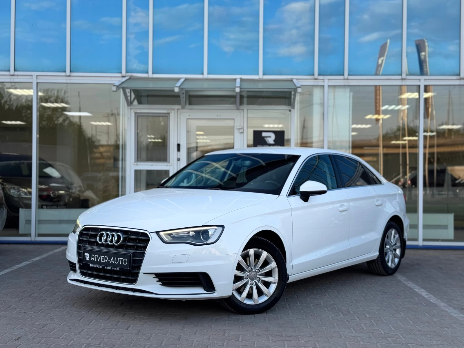 Audi A3, 2016г, передний привод, робот