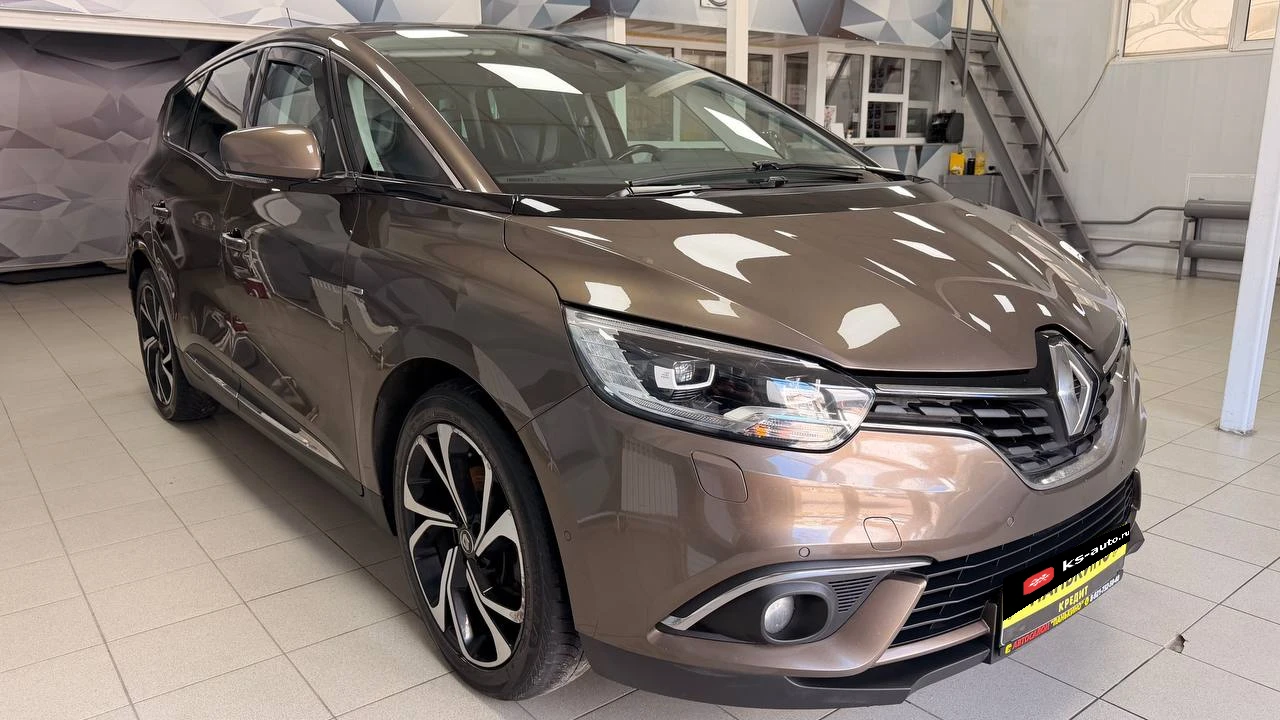 Renault Scenic, 2019г, передний привод, робот