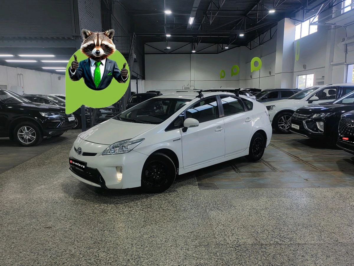 Toyota Prius, 2012г, передний привод, вариатор