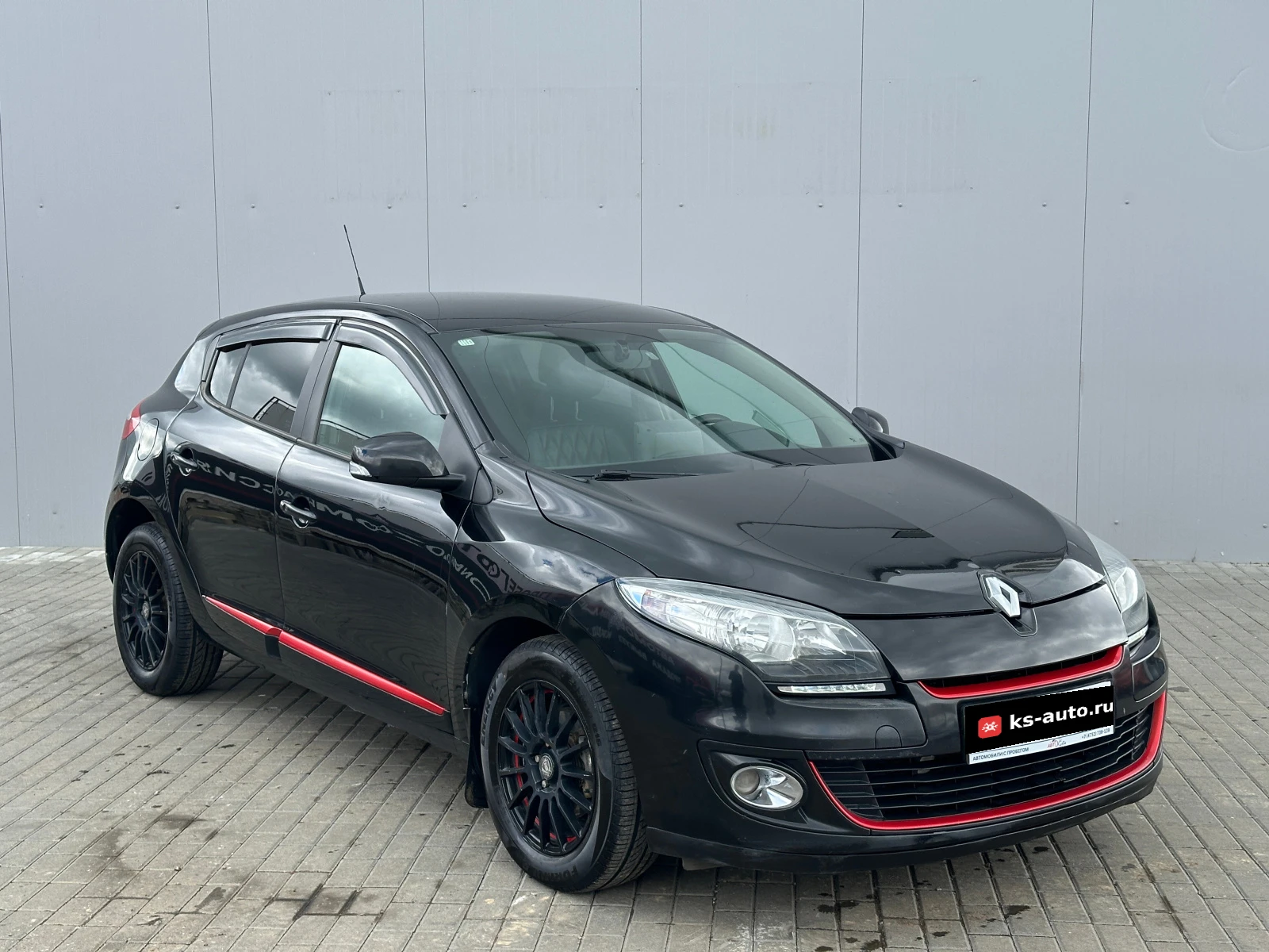 Renault Megane, 2013г., передний привод, вариатор