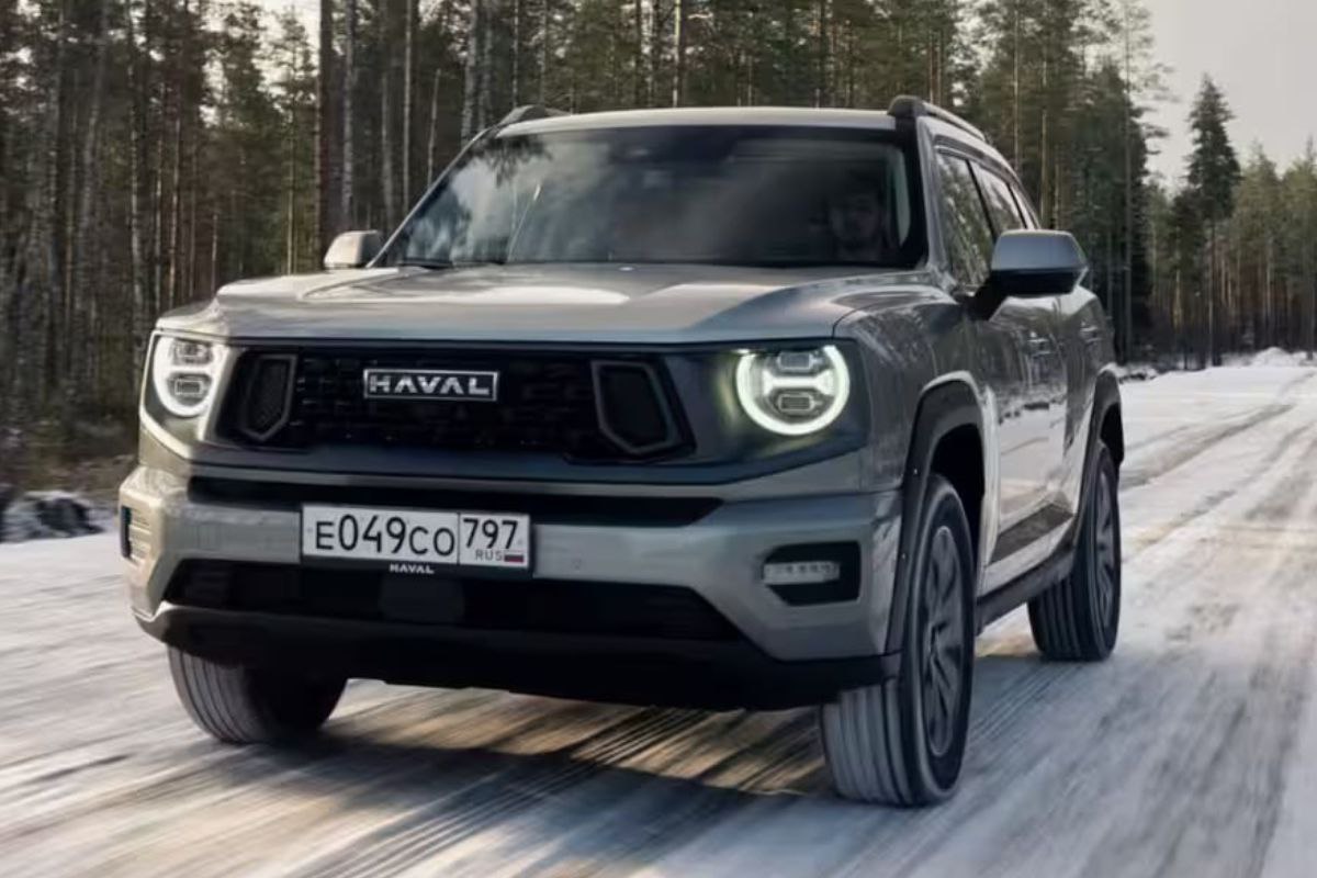 Обновления Haval H7 2026 включают технические улучшения, мультимедиа и дизайн салона.