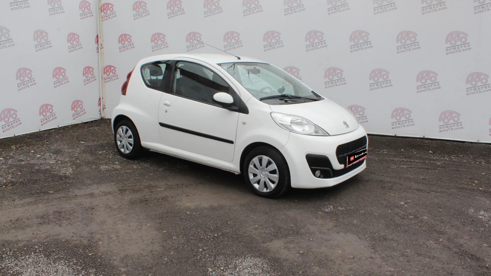 Peugeot 107, 2012г., передний привод, робот