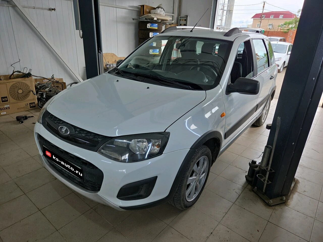 Lada (ВАЗ) Kalina, 2015г, передний привод, механика