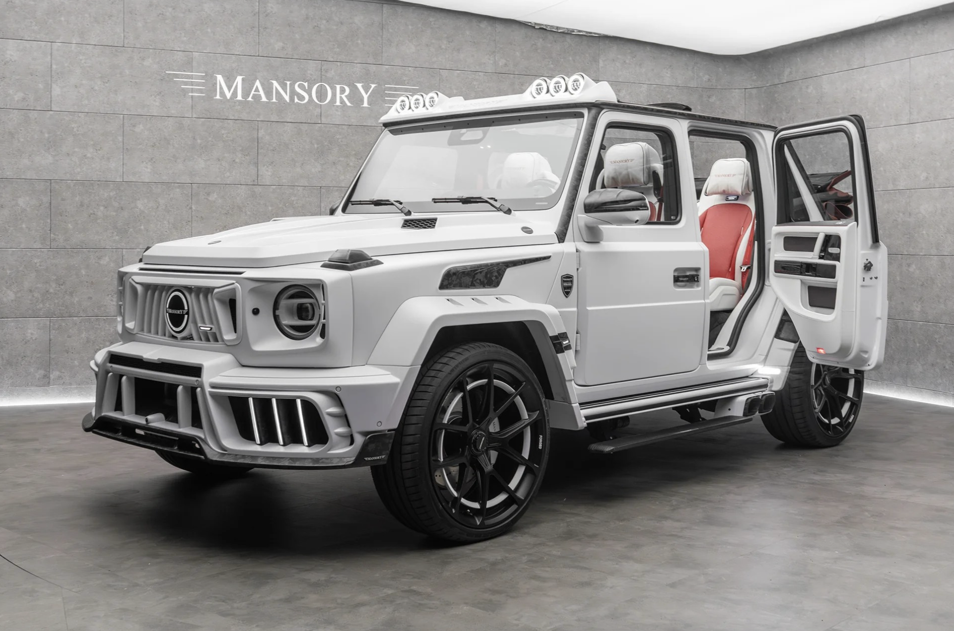 Новый роскошный кабриолет на базе Mercedes-AMG G 63