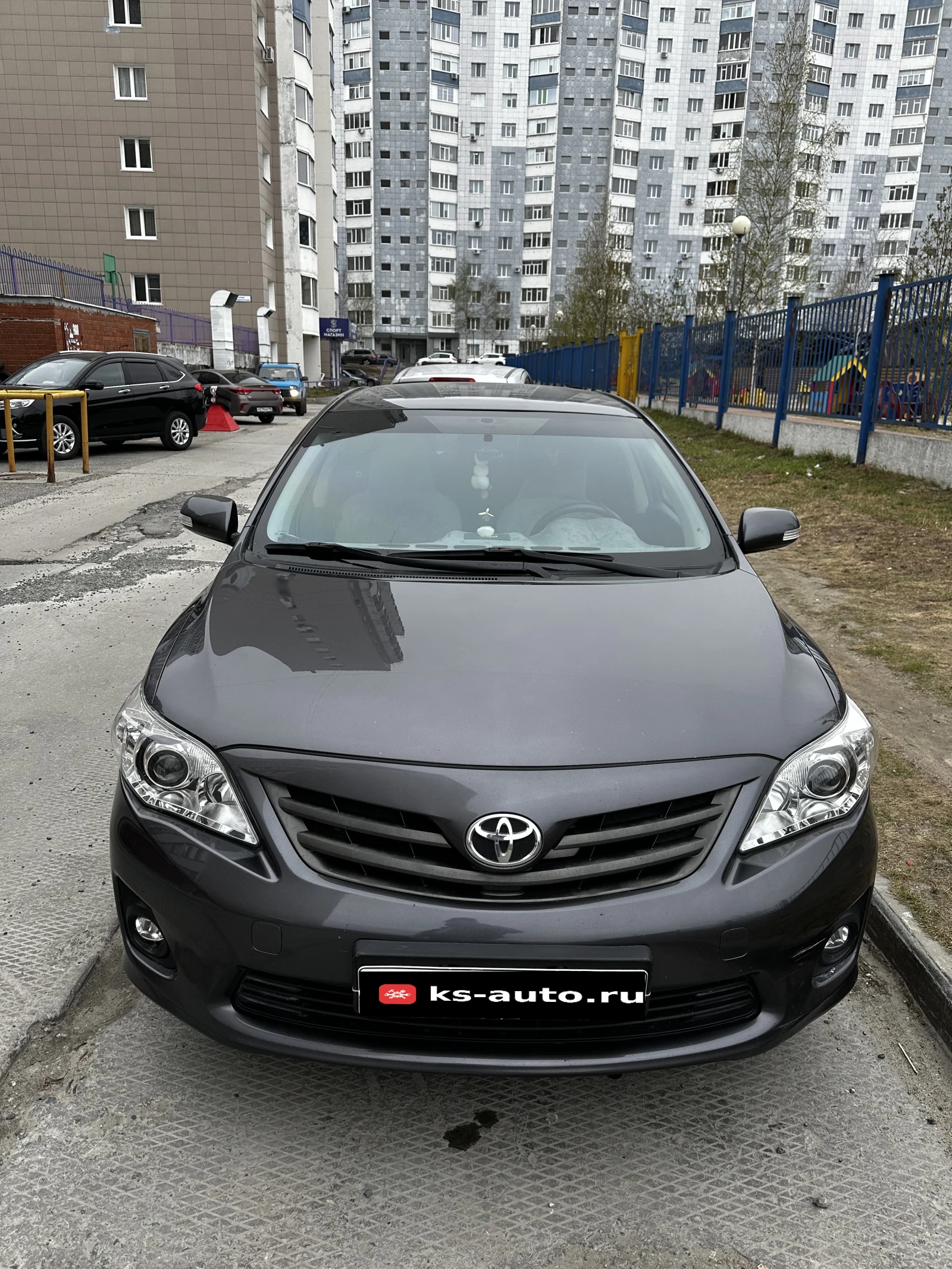 Toyota Corolla, 2012г, передний привод, автомат