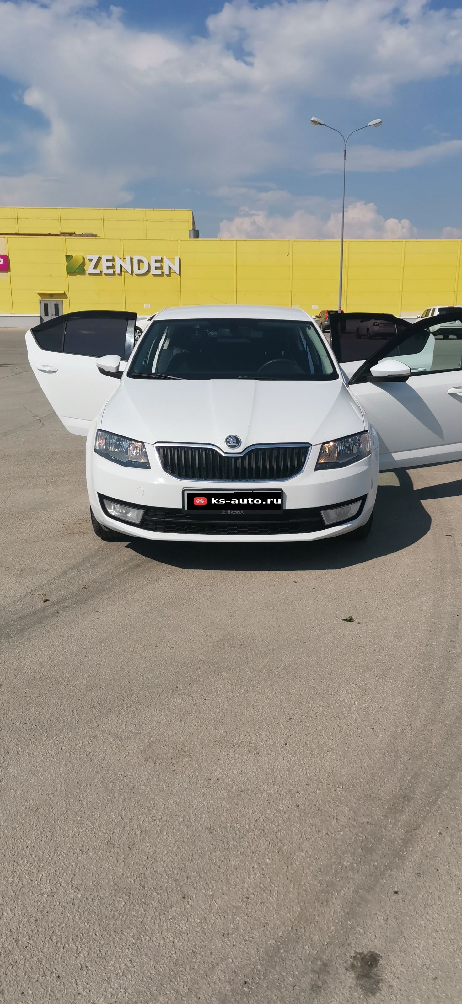 Skoda Octavia, 2013г, передний привод, робот