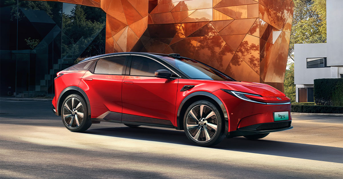 Купе-кроссовер Toyota bZ5 скоро доберётся до российских дилеров