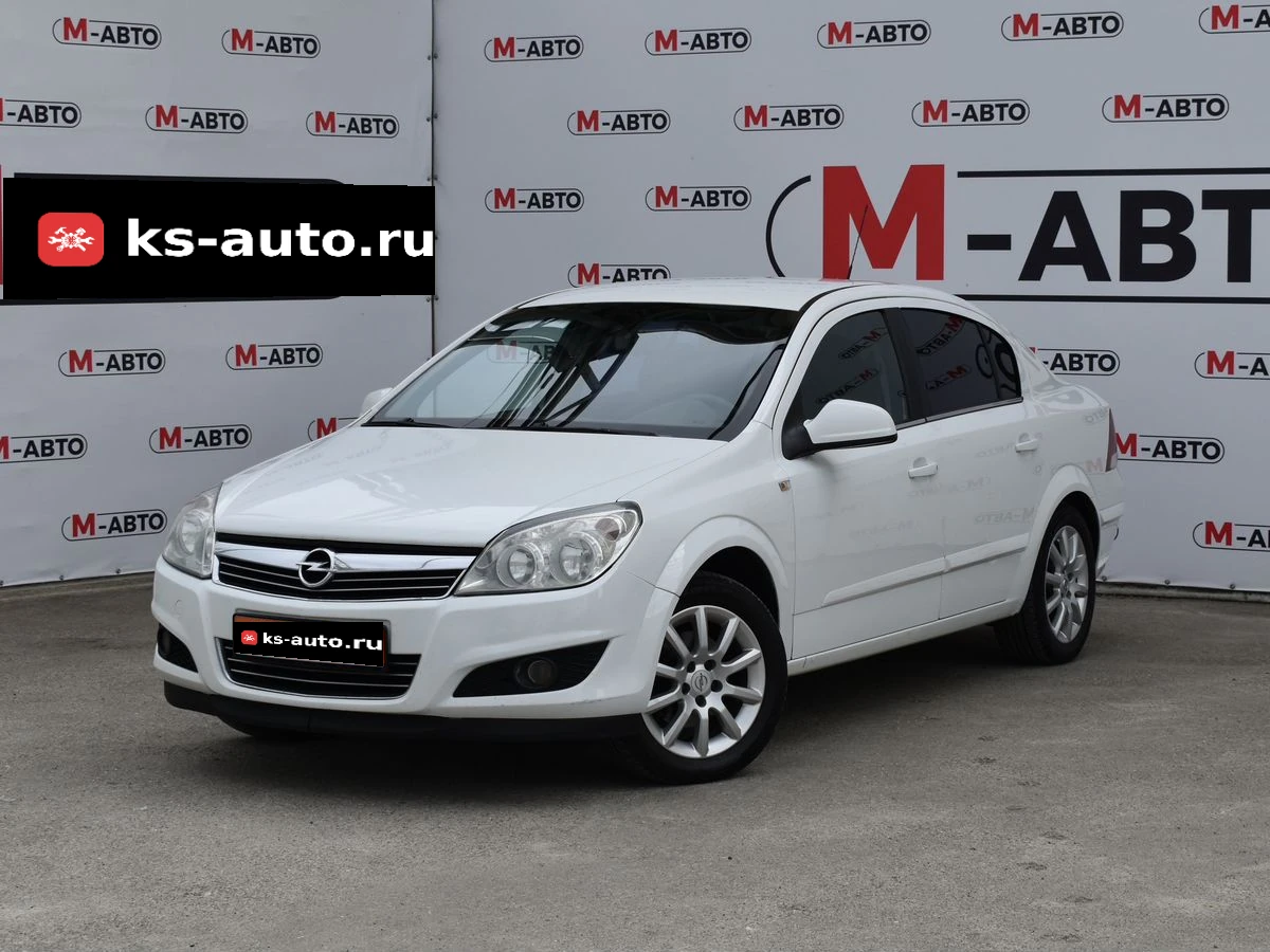 Opel Astra, 2012г., передний привод, автомат