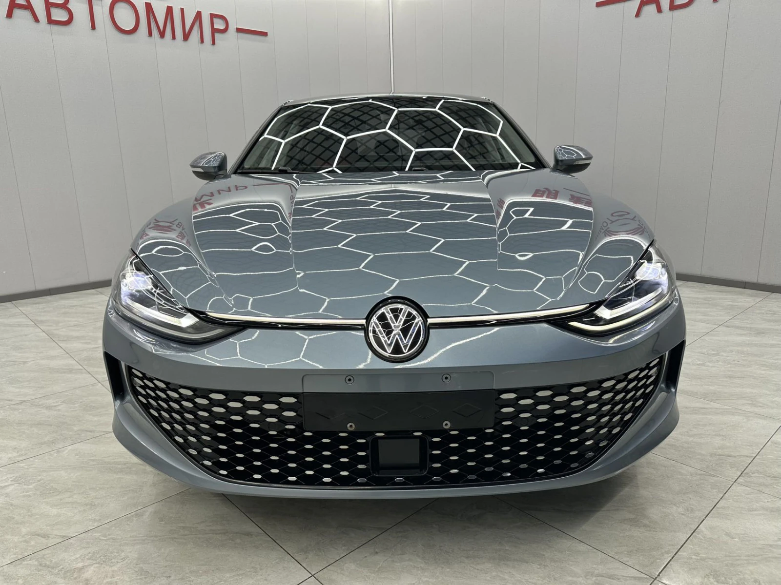 Volkswagen Lamando, 2022г, передний привод, робот