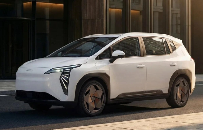 С начала года в ГИБДД зарегистрировано 18 электромобилей Umo 5