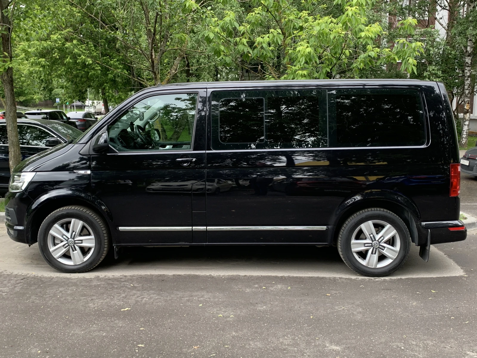 Volkswagen Multivan, 2017г, полный привод, робот