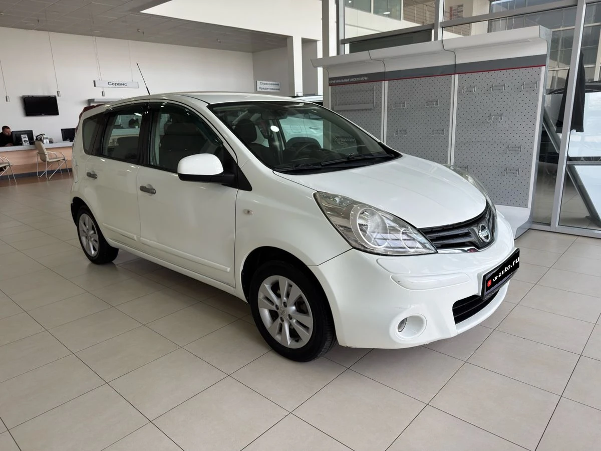 Nissan Note, 2011г, передний привод, механика