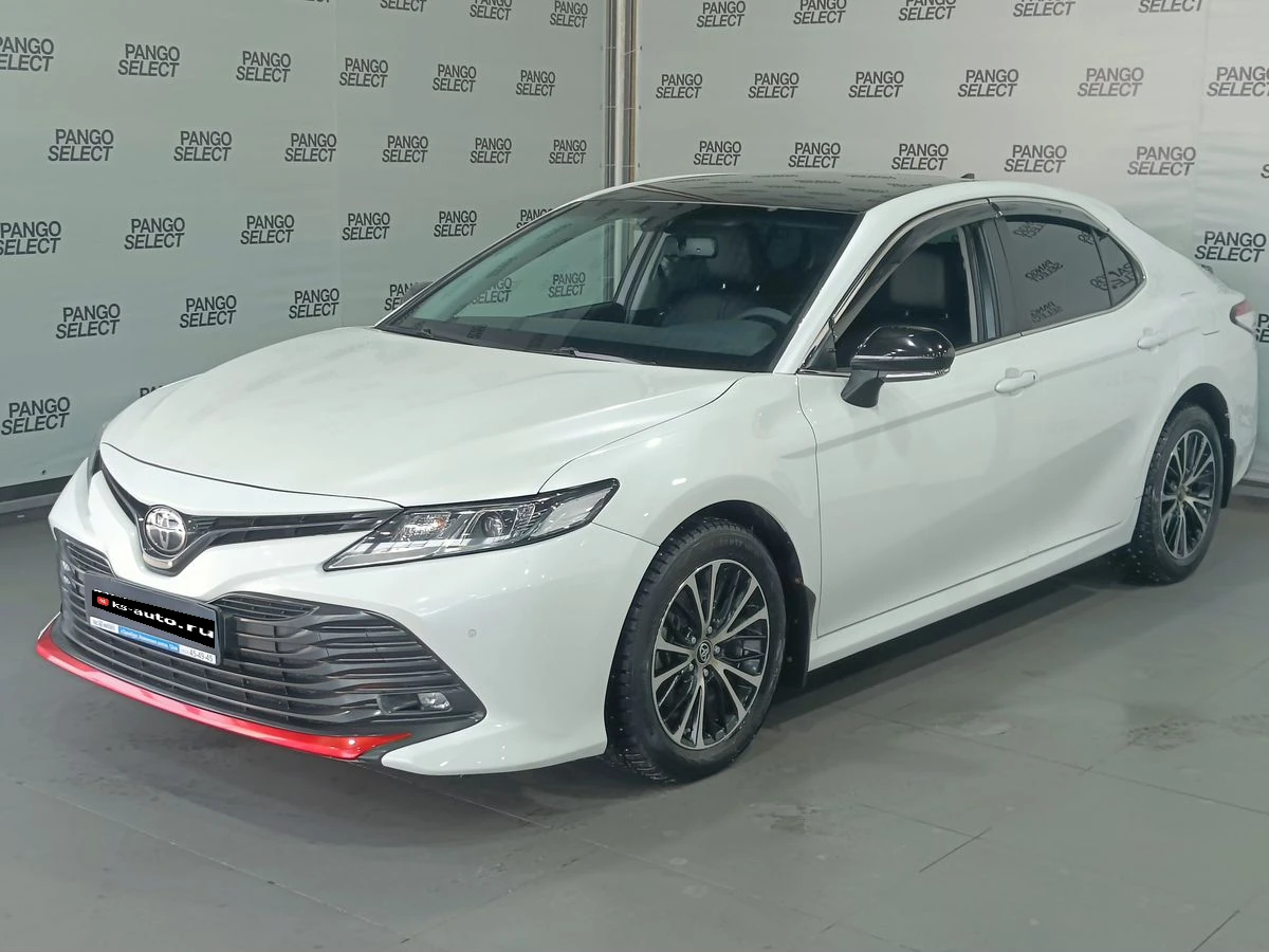 Toyota Camry, 2019г., передний привод, автомат