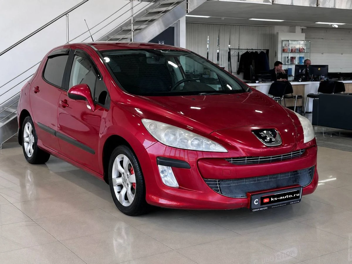 Peugeot 308, 2008г, передний привод, механика