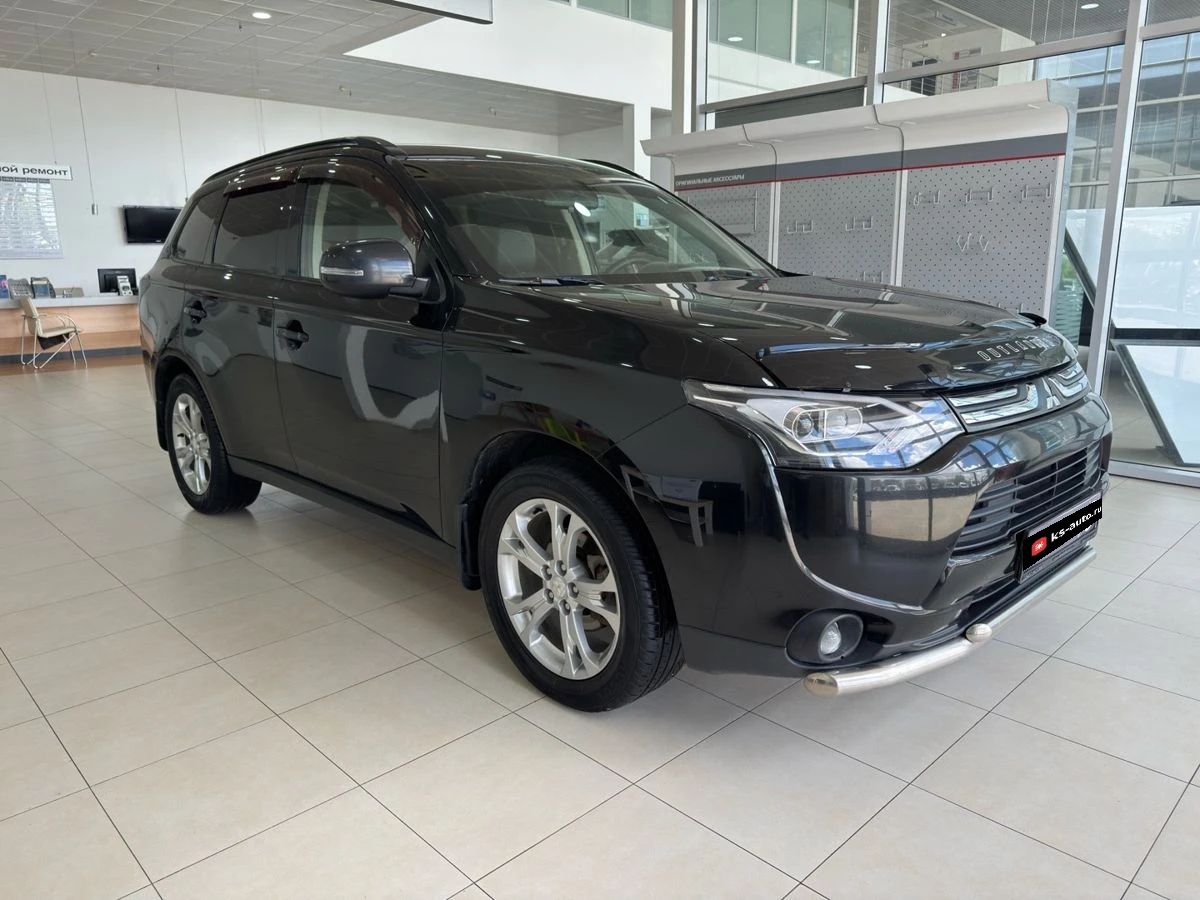 Mitsubishi Outlander, 2013г, полный привод, вариатор