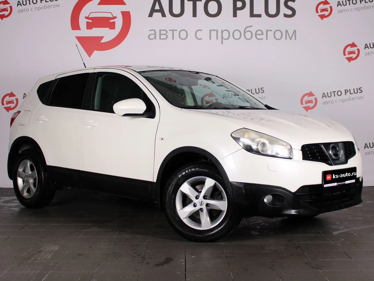 Nissan Qashqai, 2013г, передний привод, вариатор