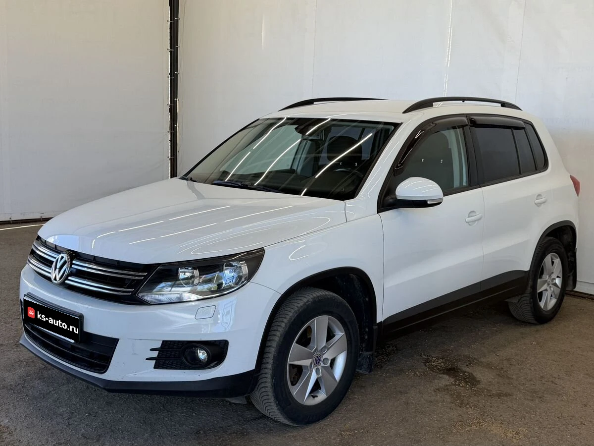 Volkswagen Tiguan, 2013г, передний привод, робот