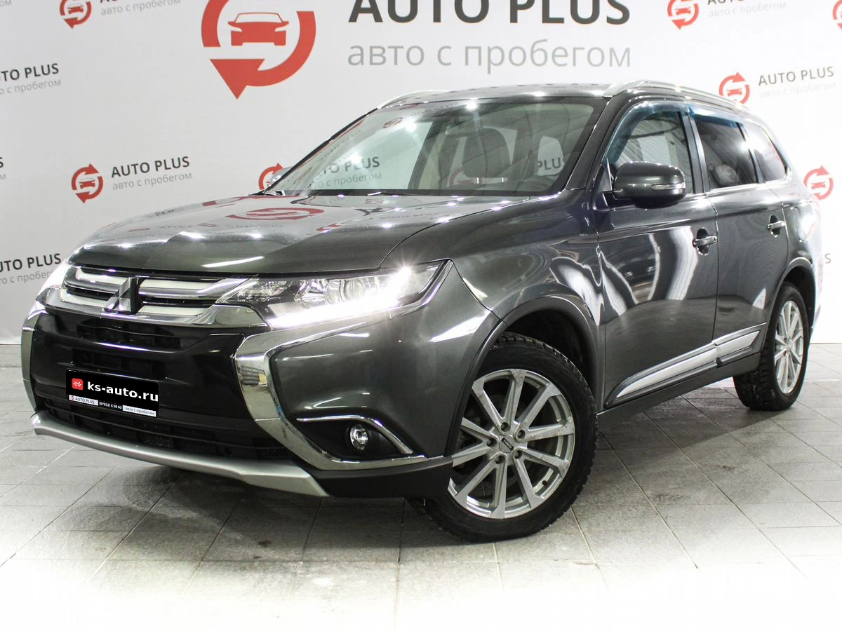 Mitsubishi Outlander, 2015г