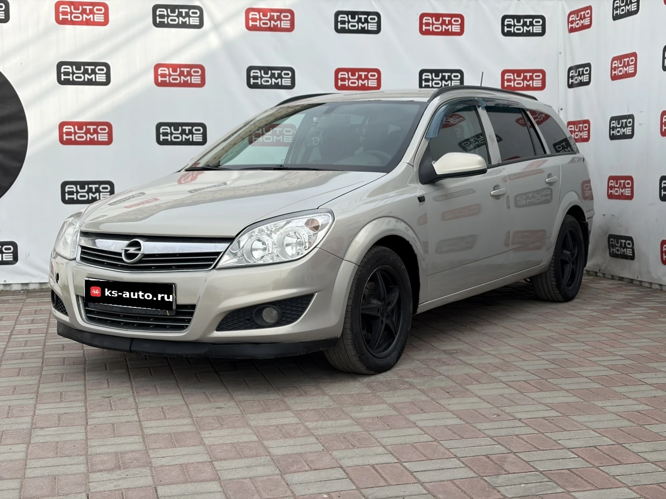 Opel Astra, 2008г, передний привод, механика
