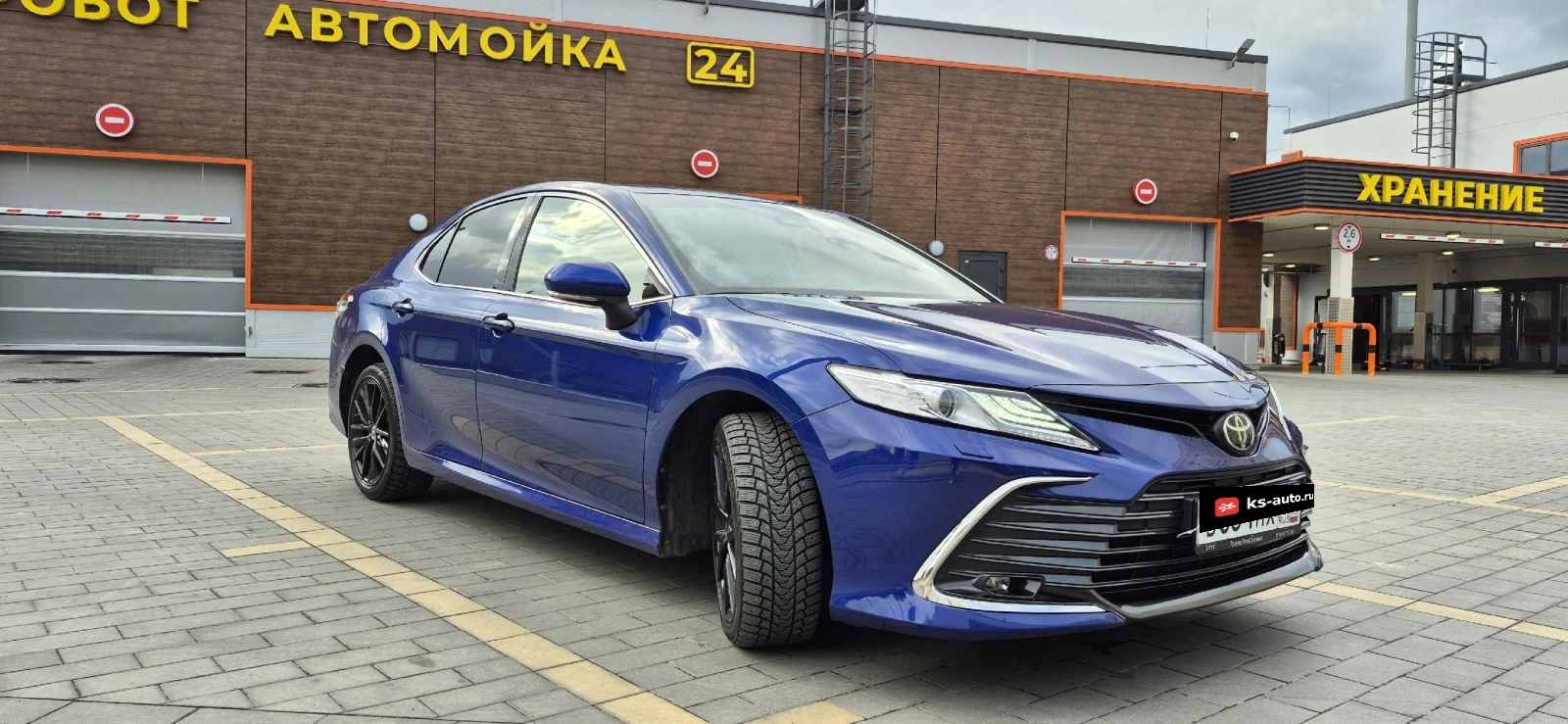 Toyota Camry, 2021г, передний привод, автомат
