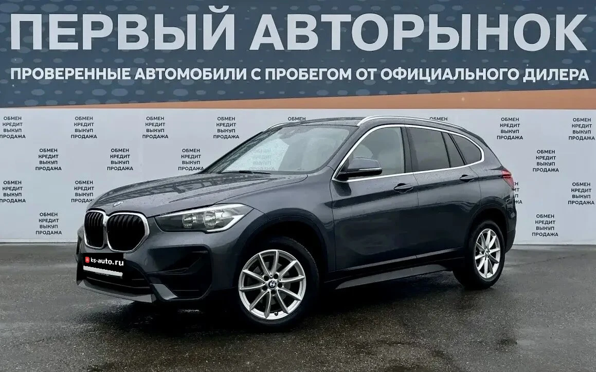BMW X1, 2020г, передний привод, робот