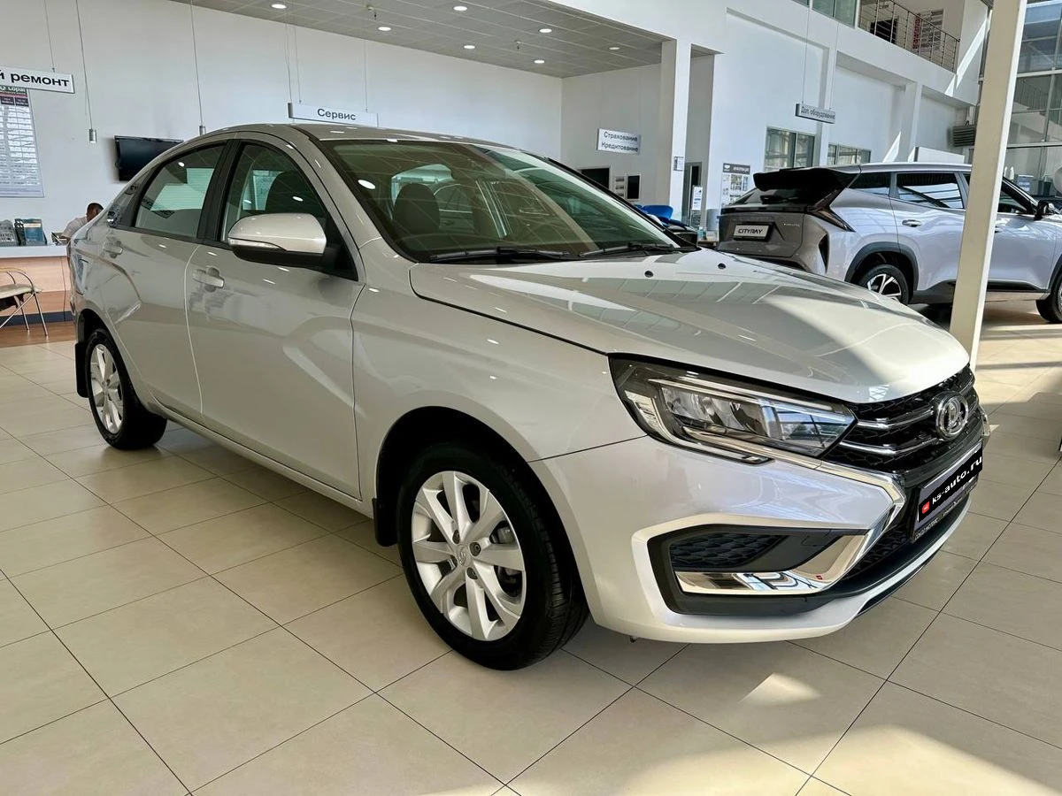 Lada (ВАЗ) Vesta, 2023г, передний привод, механика