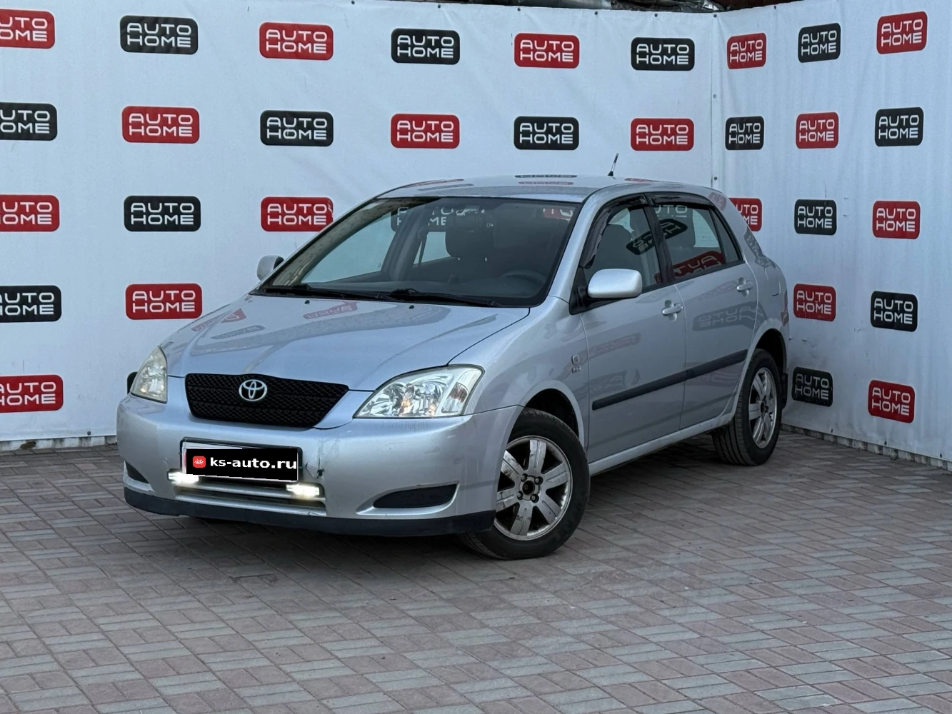 Toyota Corolla, 2004г, передний привод, автомат