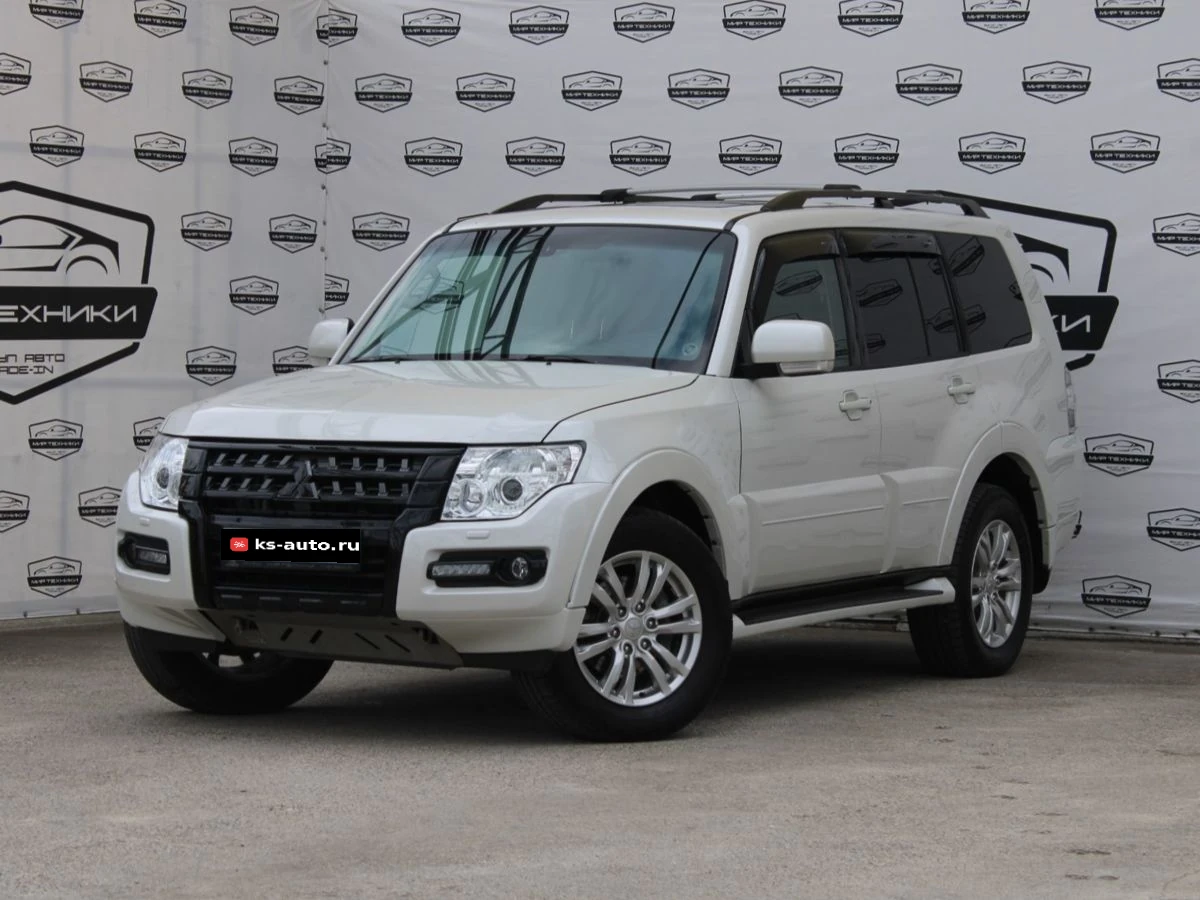 Mitsubishi Pajero, 2015г