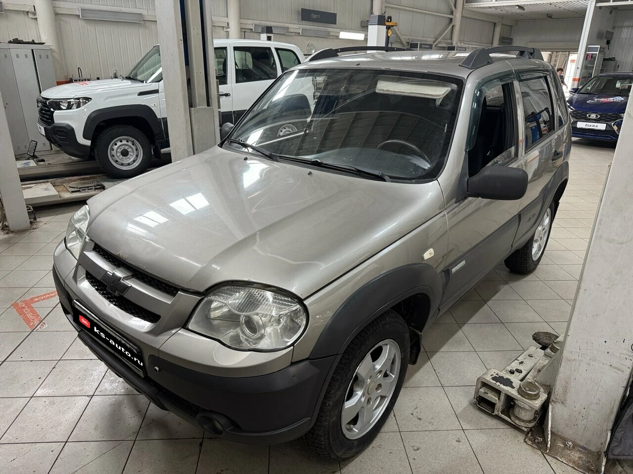 Chevrolet Niva, 2010г, полный привод, механика