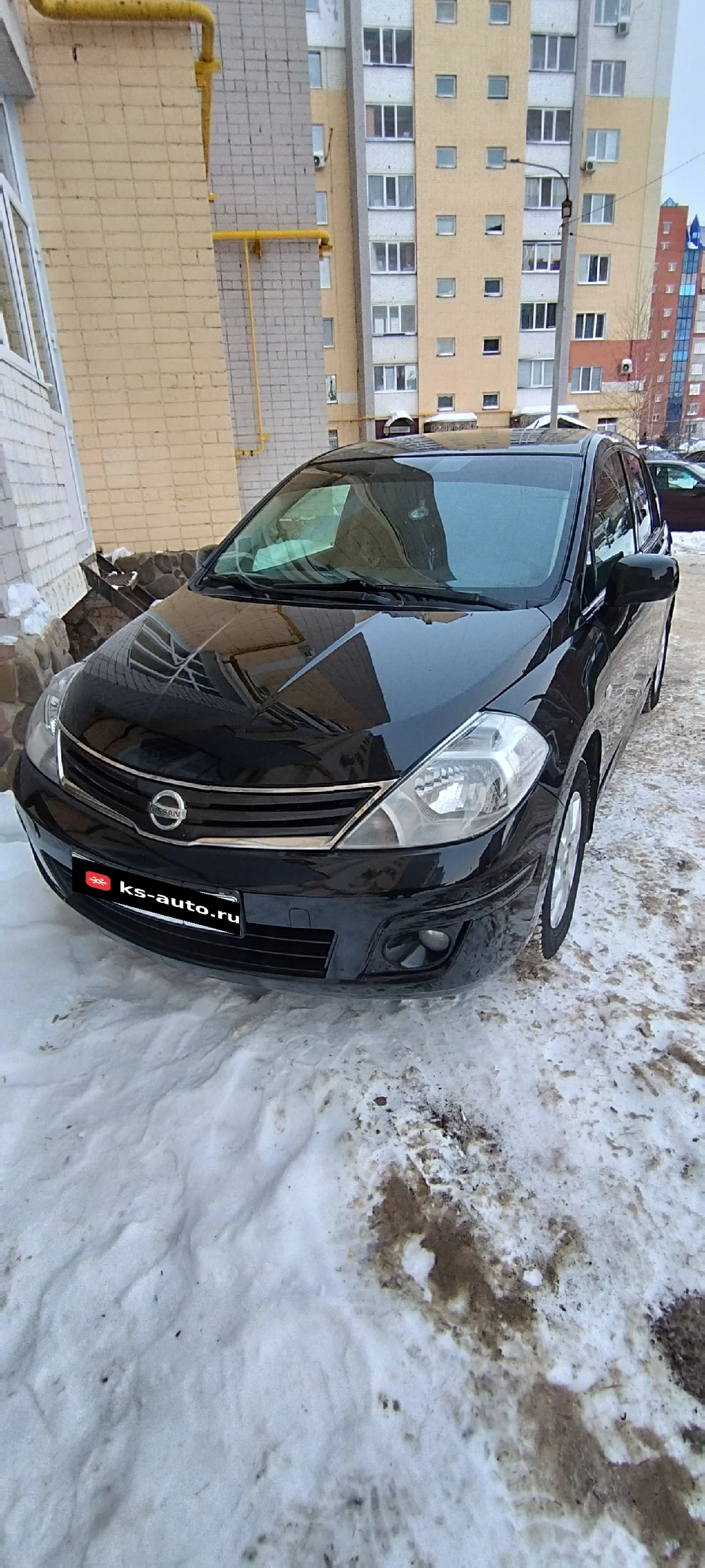 Nissan Tiida, 2011г, передний привод, автомат