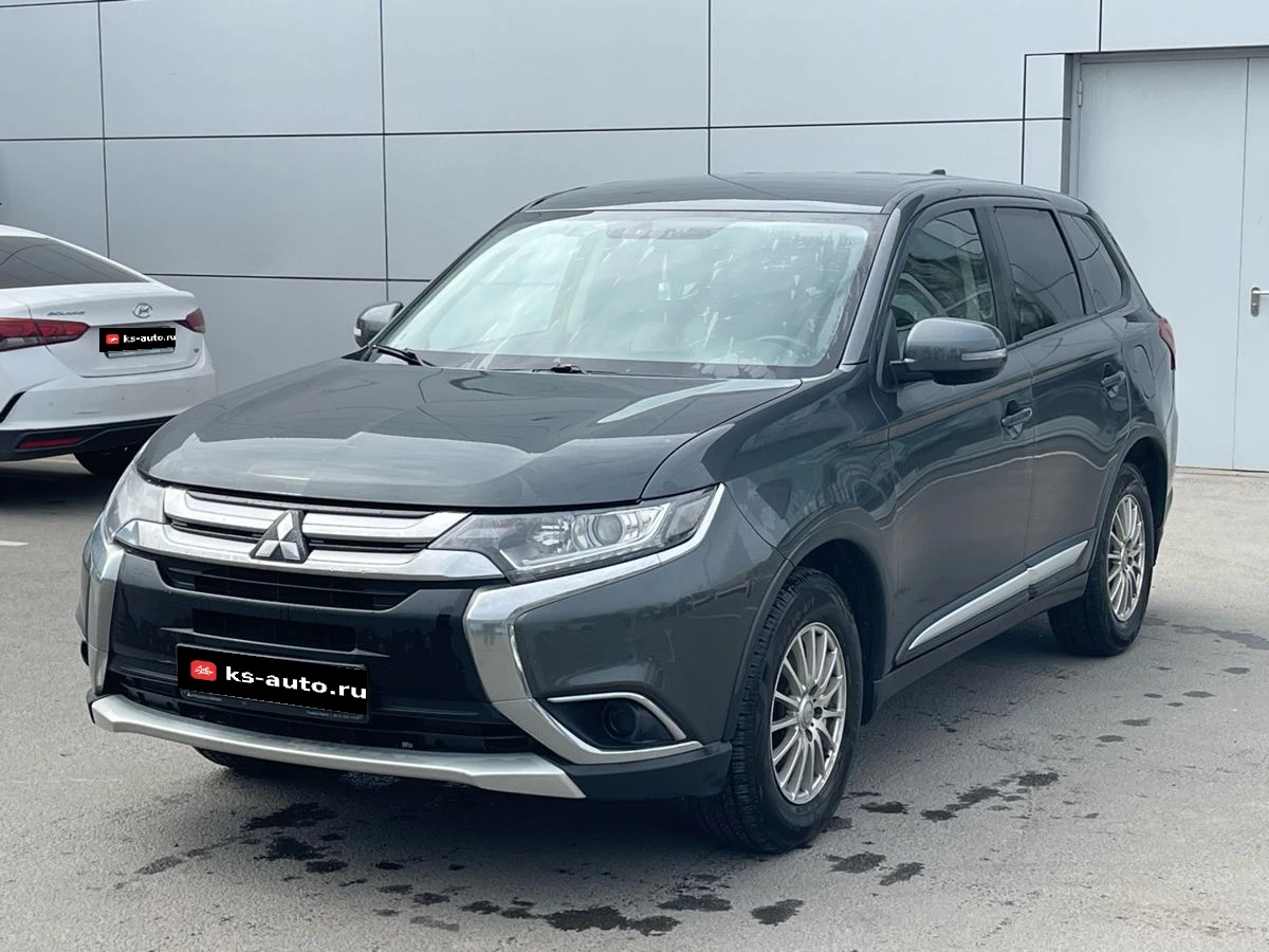 Mitsubishi Outlander, 2018г, передний привод, вариатор