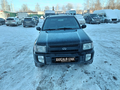 Infiniti QX4, 1998г., полный привод, автомат