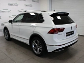 Volkswagen Tiguan, 2019г., передний привод, автомат