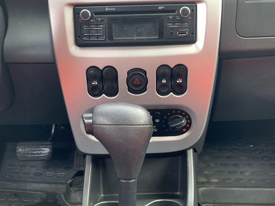 Renault , 2014г., передний привод, автомат