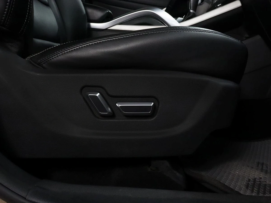 Geely Atlas, 2019г., полный привод, автомат