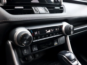 Toyota RAV4, 2021г, полный привод, вариатор