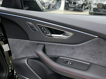 Audi Q8, 2024г, полный привод, автомат